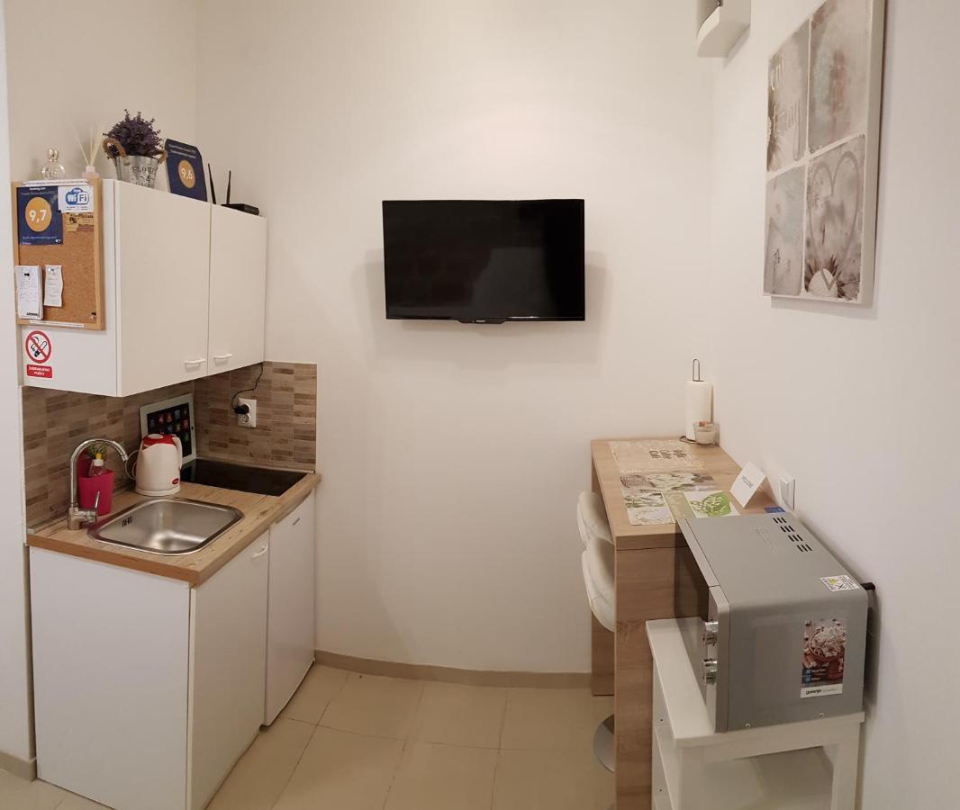 Studio Apartment Legcevic Kaštela Buitenkant foto