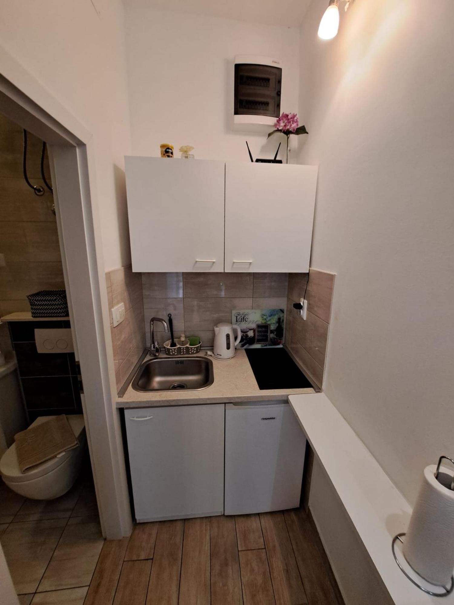 Studio Apartment Legcevic Kaštela Buitenkant foto