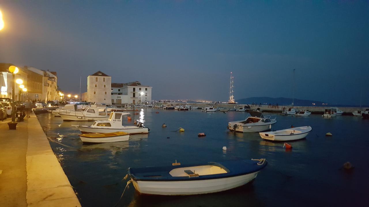 Studio Apartment Legcevic Kaštela Buitenkant foto