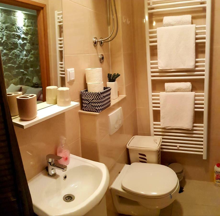 Studio Apartment Legcevic Kaštela Buitenkant foto