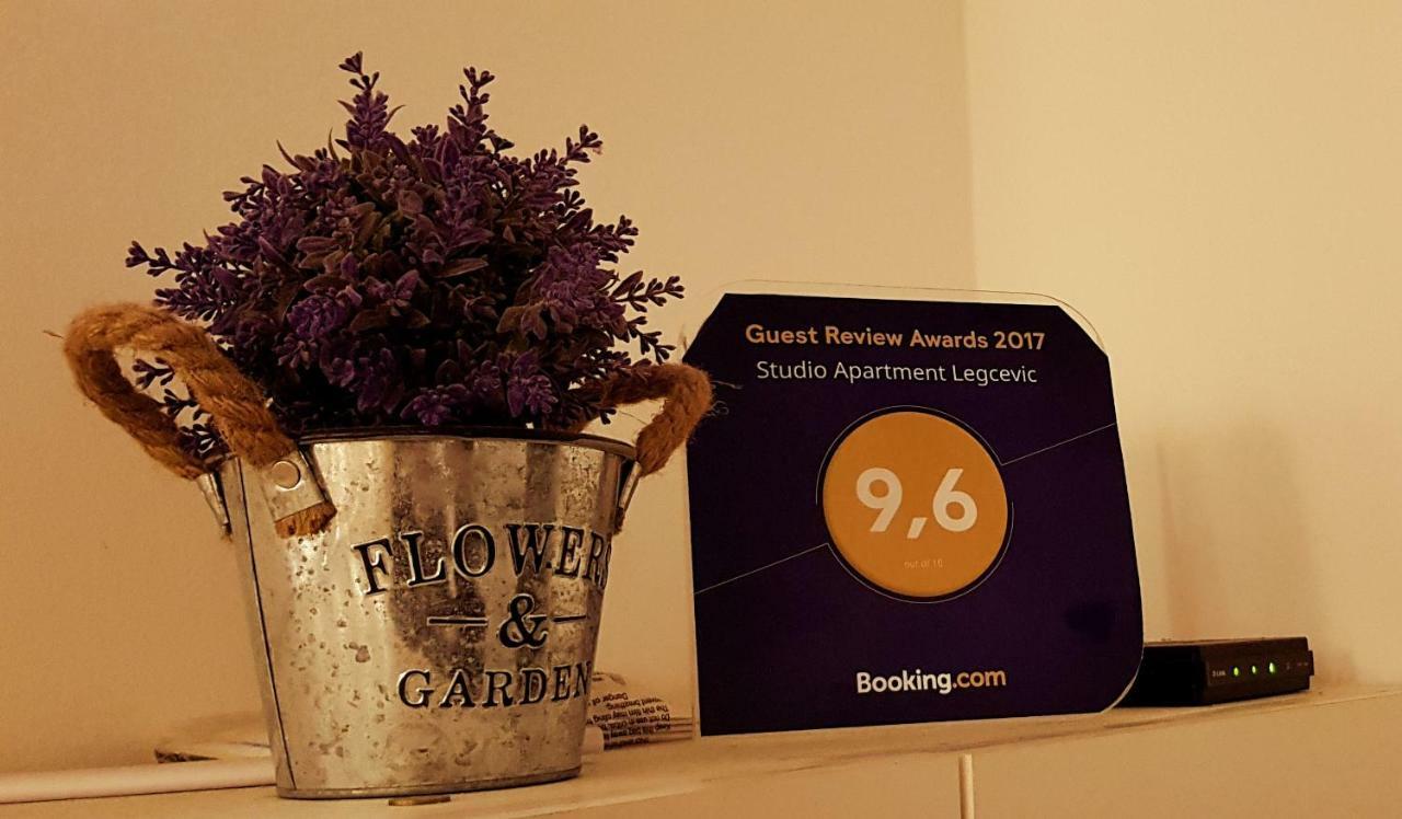 Studio Apartment Legcevic Kaštela Buitenkant foto