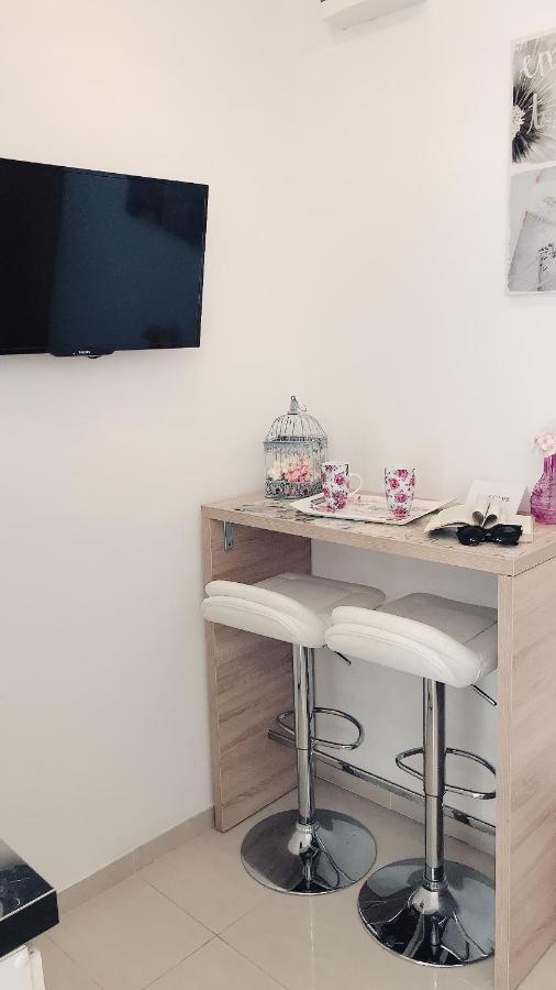 Studio Apartment Legcevic Kaštela Buitenkant foto